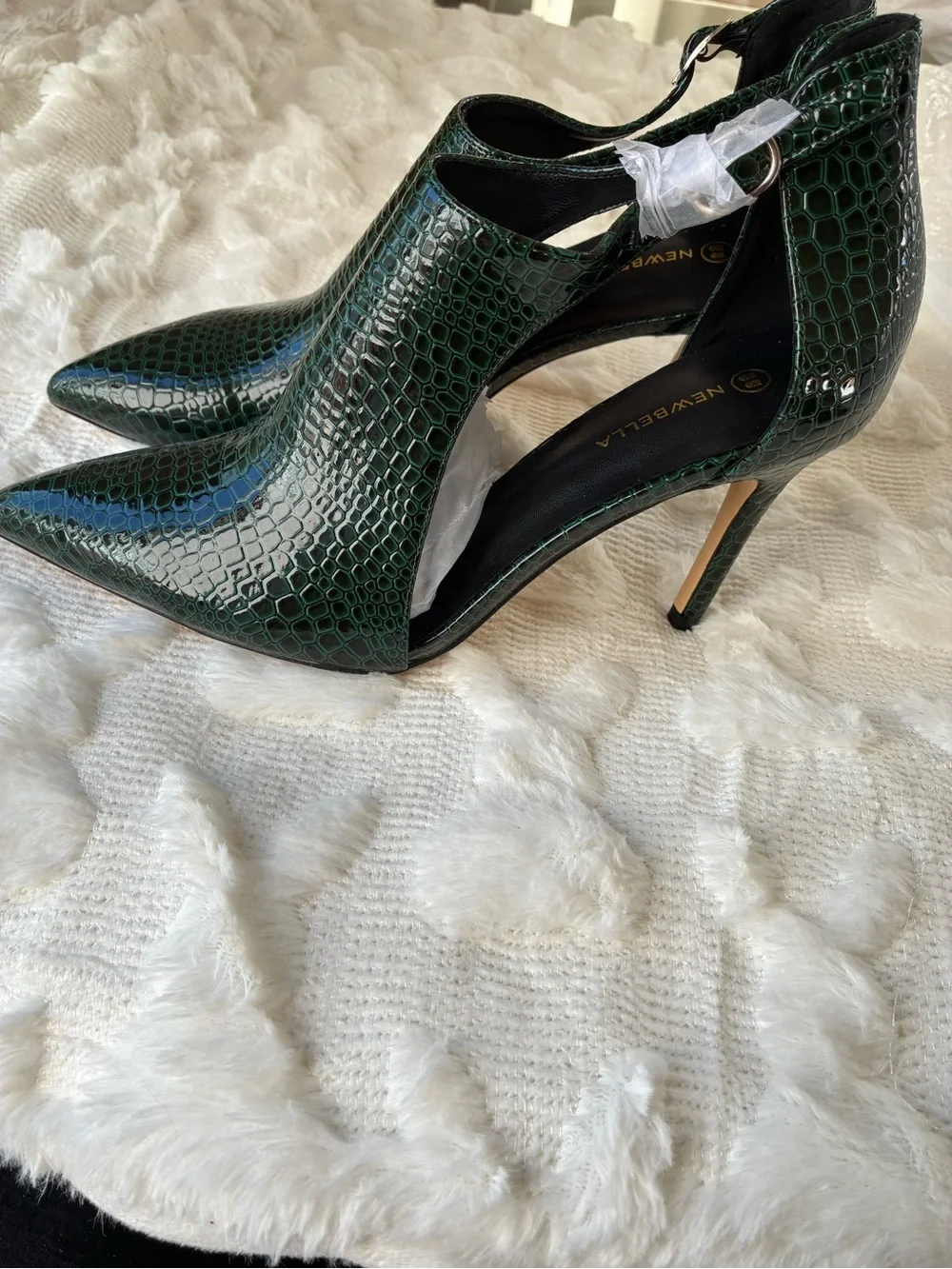 Green Croc-Embossed Women’s Slingback Heels